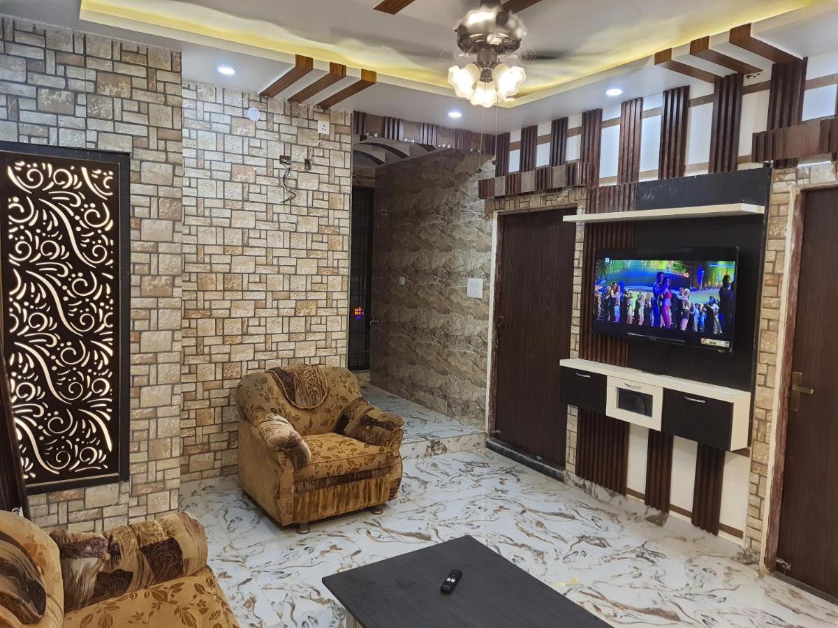Divine Hotel & Banquet Hall Bhopal Exterior foto